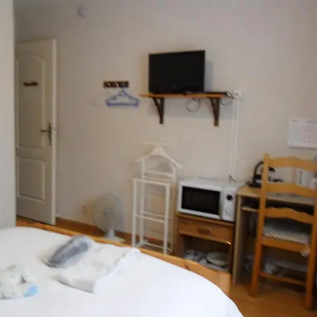 Chambre Chez L'Habitant Privatunterkunft Louvres